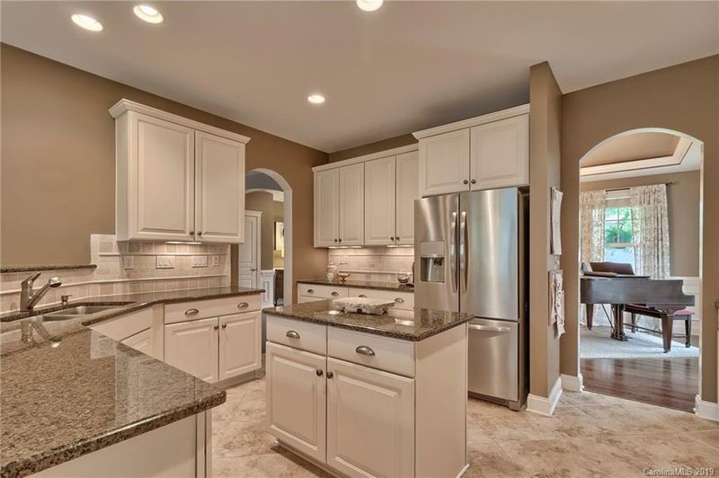 8509 Dargan Ln, Waxhaw, NC 28173