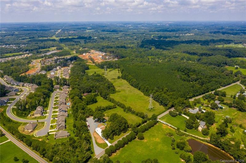 11000 Flowes Store Rd, Midland, NC 28107
