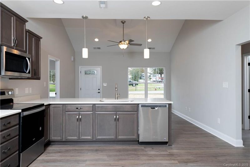 115 Fairmont St, Clover, SC 29710