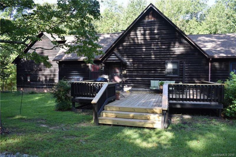 2195 Golf Course Rd, Lancaster, SC 29720