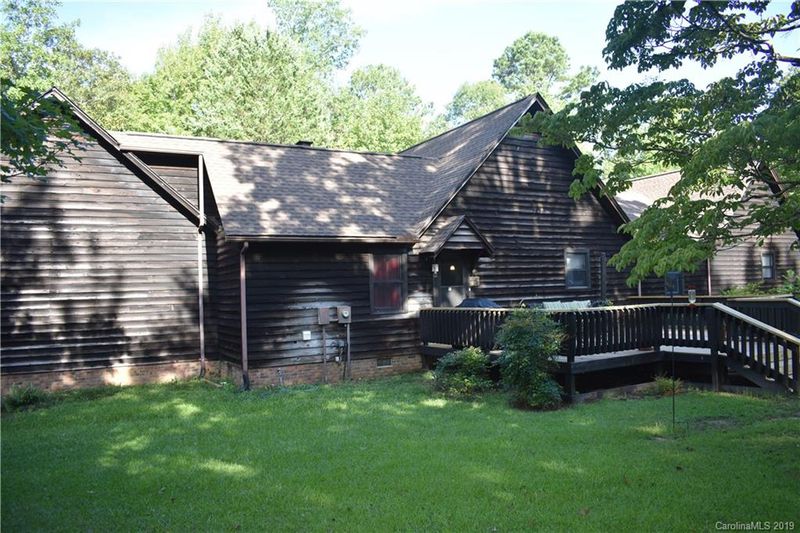 2195 Golf Course Rd, Lancaster, SC 29720