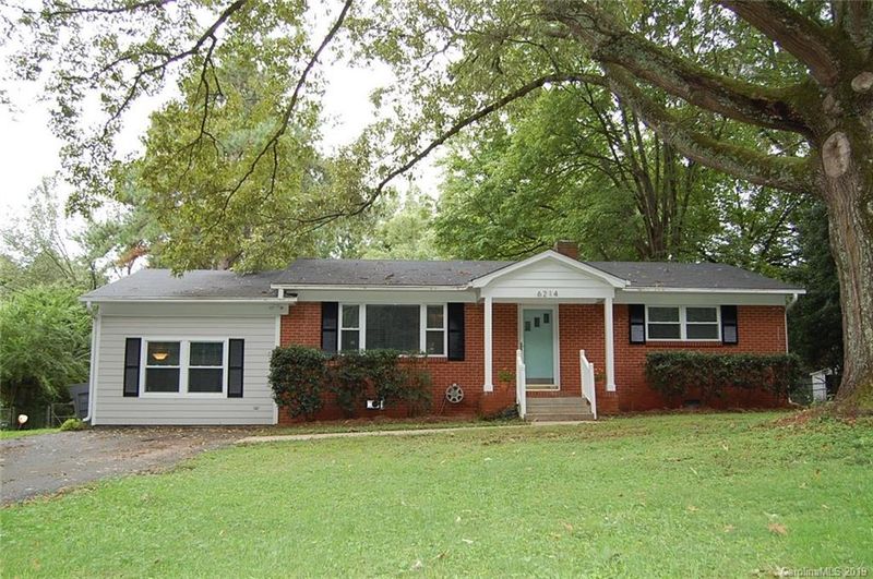 6214 Grove Park Blvd, Charlotte, NC 28215