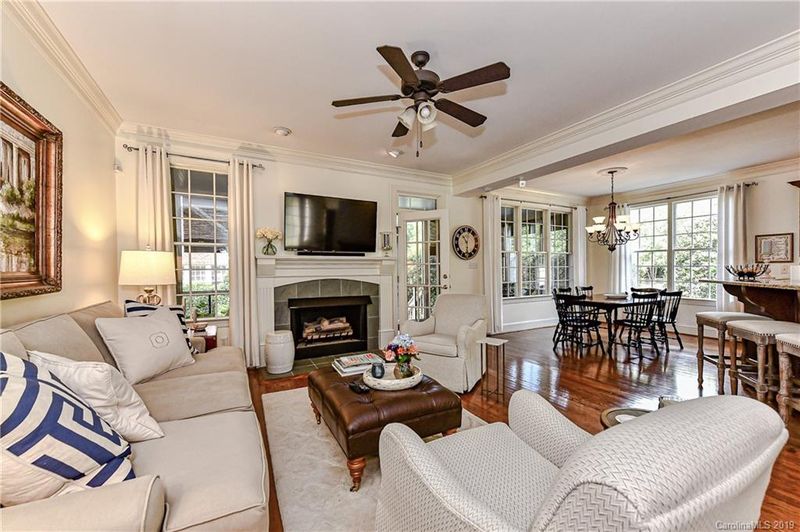 6500 Enclave Pl, Charlotte, NC 28277