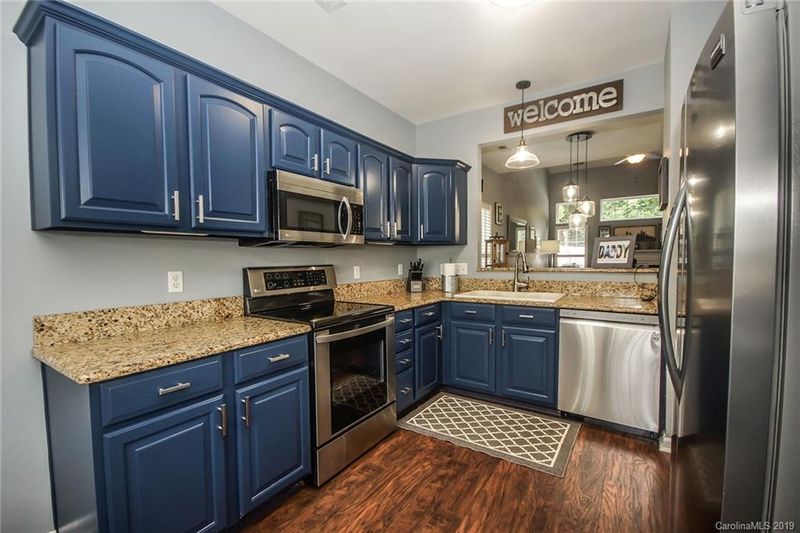 4252 Carl Parmer Dr, Harrisburg, NC 28075