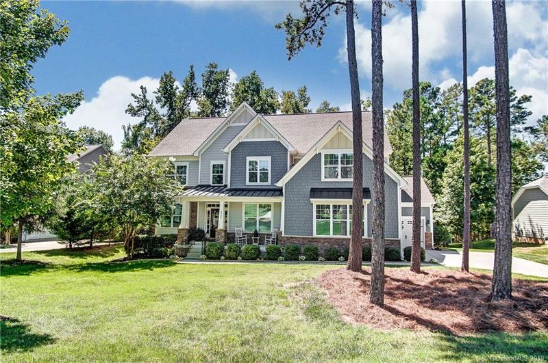 2428 Hamlet Ct, Matthews, NC 28105