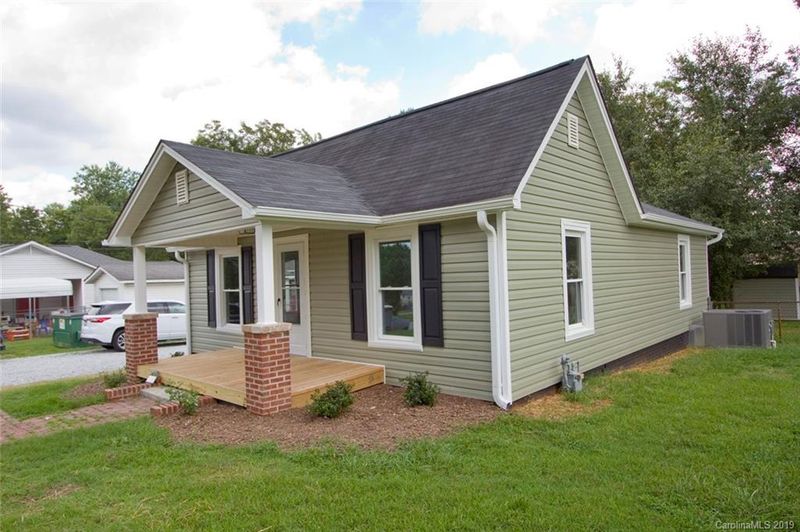 210 Prince St, Kannapolis, NC 28083