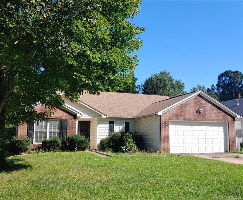 3113 Willamette Valley Dr, Charlotte, NC 28215