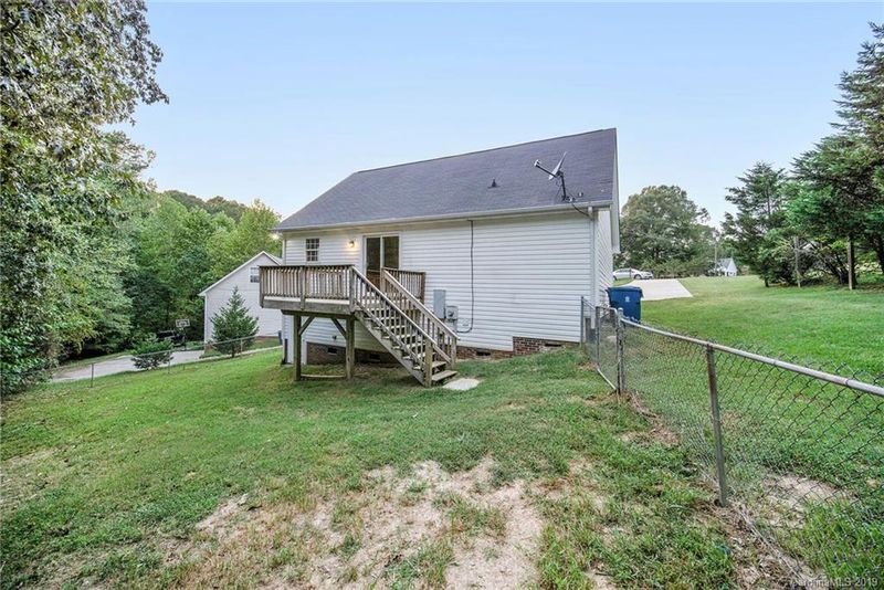 1255 Duchess Dr, Mount Pleasant, NC 28124