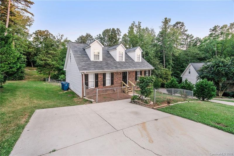 1255 Duchess Dr, Mount Pleasant, NC 28124