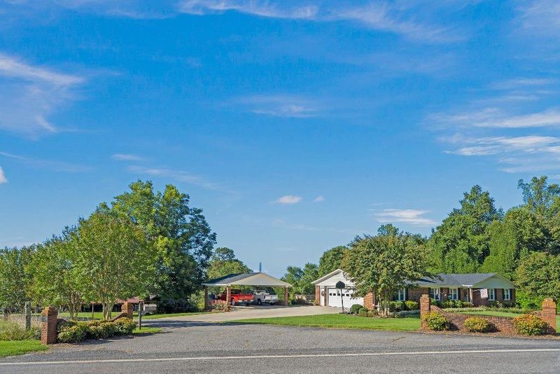 5230 River Bend Rd, Claremont, NC 28610