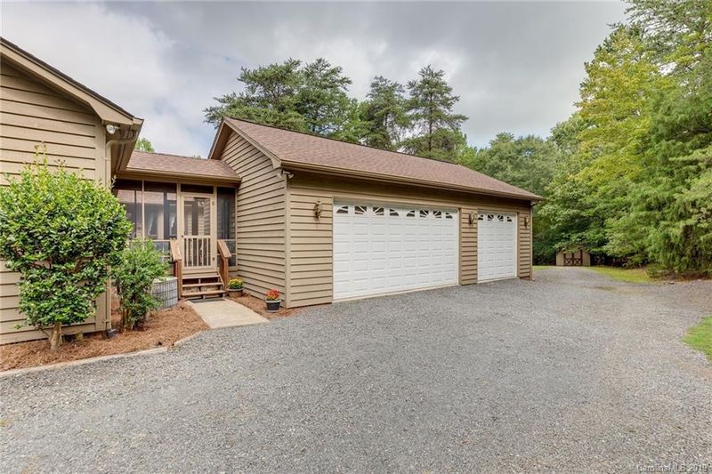 16601 Capps Rd, Charlotte, NC 28278
