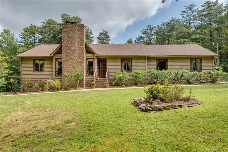 16601 Capps Rd, Charlotte, NC 28278