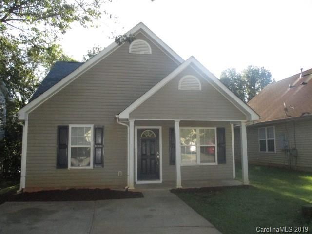 1428 Hidden Stream Ct, Charlotte, NC 28213