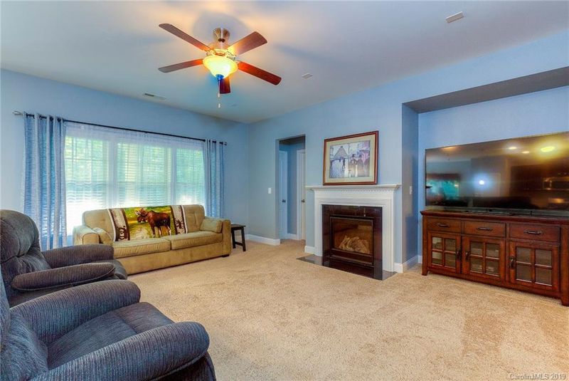 196 Evergreen Rd, Lake Wylie, SC 29710