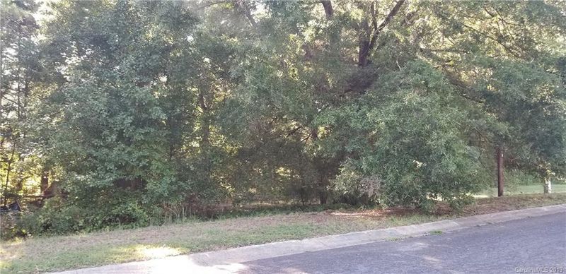 141 Ole East Pointe Rd, York, SC 29745