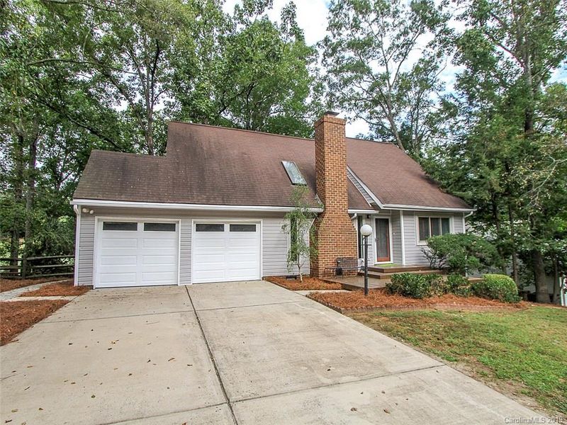 9228 Fairway Ridge Rd, Charlotte, NC 28277