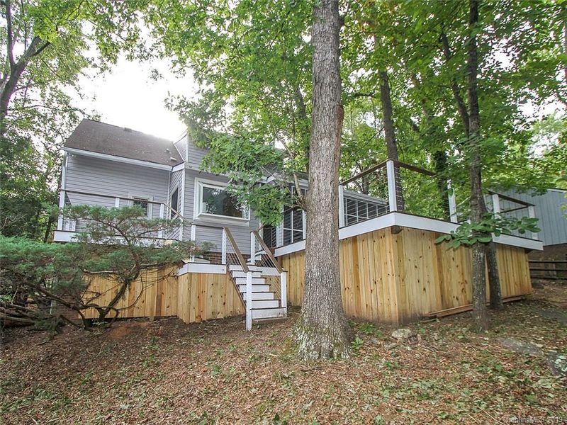 9228 Fairway Ridge Rd, Charlotte, NC 28277