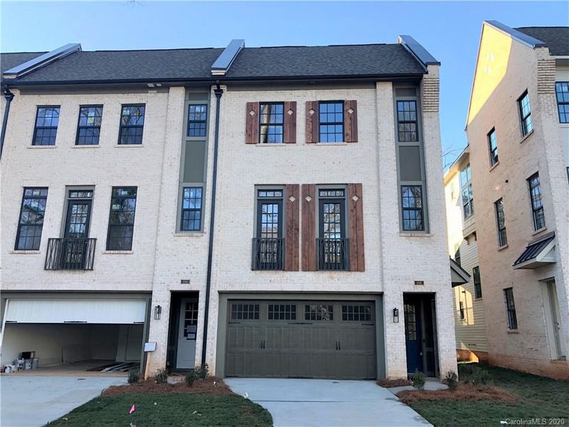 2926 Hillside Springs Dr, Charlotte, NC 28209