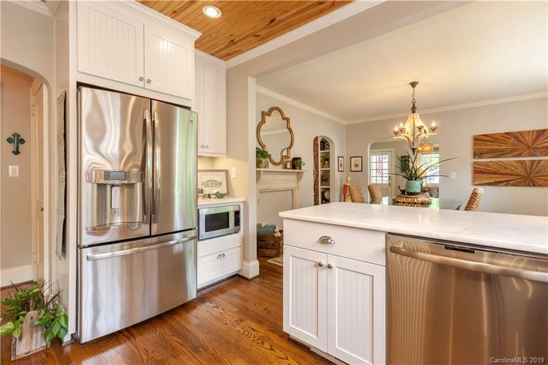 1806 Club Rd, Charlotte, NC 28205