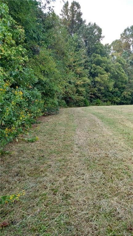 000 Williamsburg Rd, Olin, NC 28660
