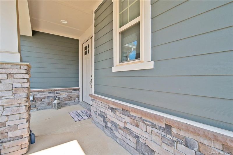 16721 Setter Point Ln, Davidson, NC 28036