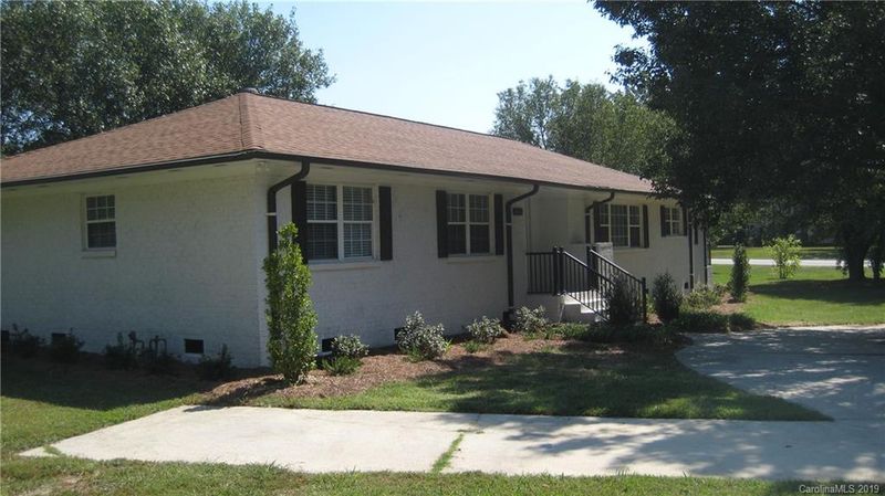 10144 Mount Holly Rd, Charlotte, NC 28214