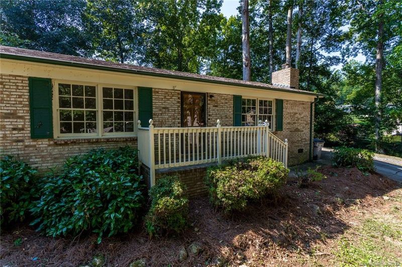 4713 Maplecrest Dr, Gastonia, NC 28056