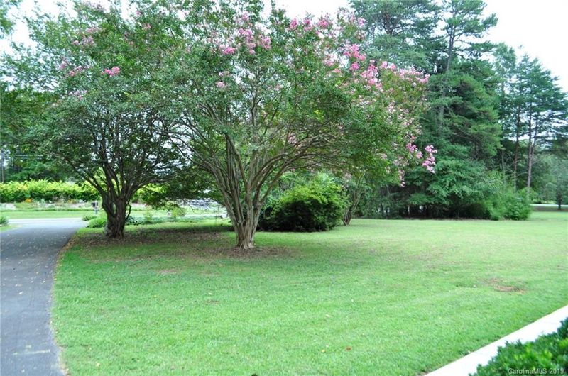 17100 Mckee Rd, Charlotte, NC 28278