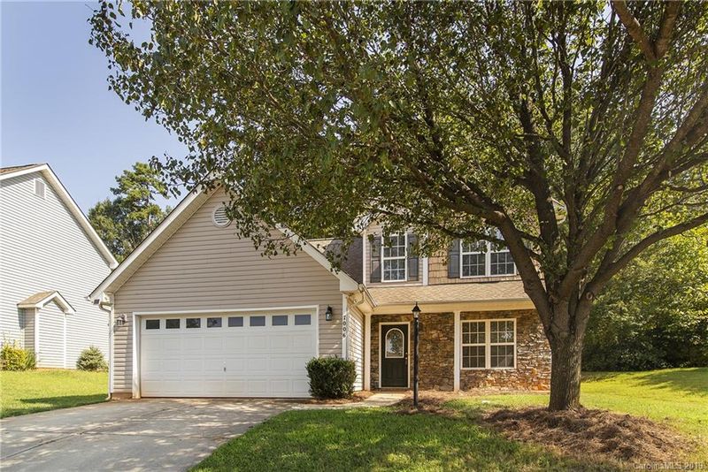 7006 Daniel Ln, Charlotte, NC 28214