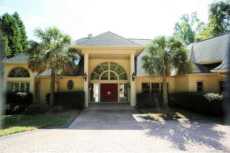 196 Riverview Ter, Lake Wylie, SC 29710
