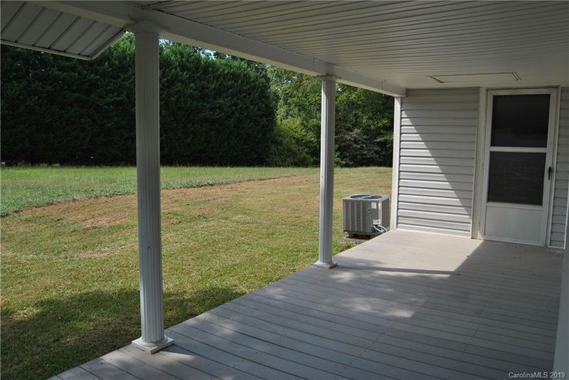 137 Alexis Lucia Rd, Alexis, NC 28006