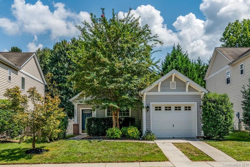 9606 Corbett Square Ln, Charlotte, NC 28214