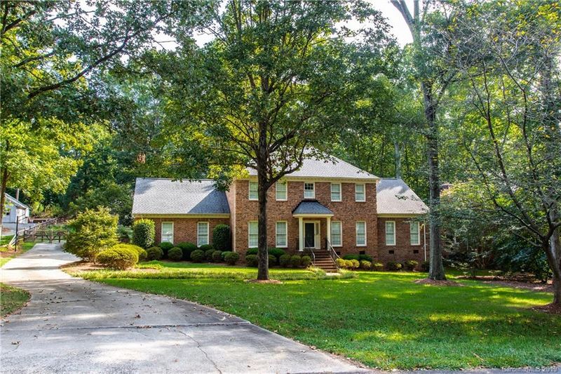 4038 Coleman Dr, Charlotte, NC 28215