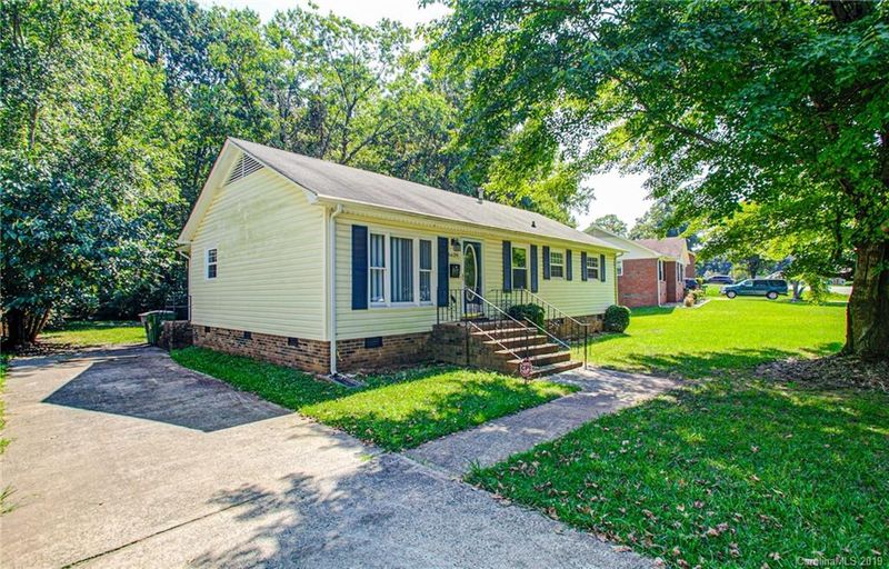 6629 Barrington Dr #5, Charlotte, NC 28215
