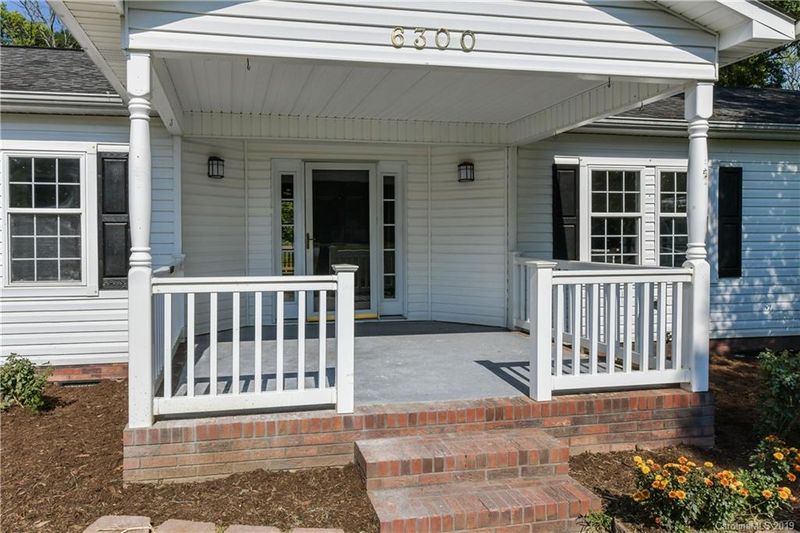 6300 Cambridge Dr, Harrisburg, NC 28075