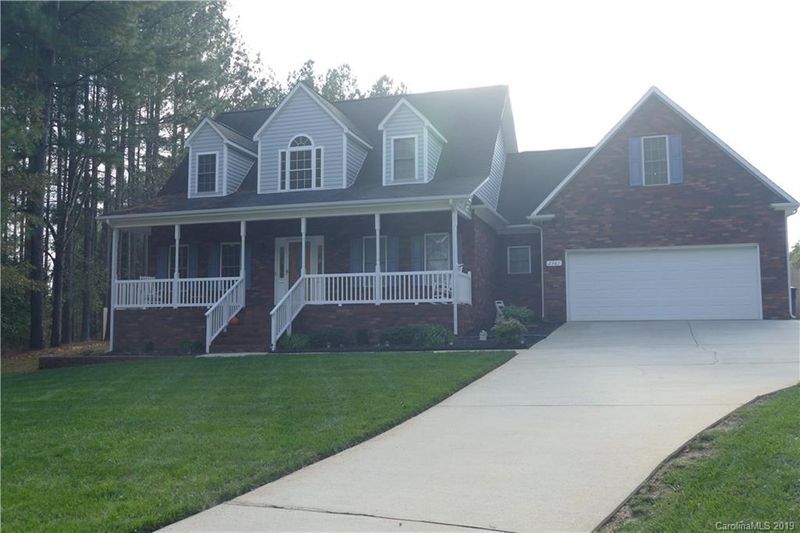 2361 Westerholt Ct, Mount Pleasant, NC 28124