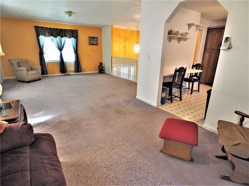 3962 Plum St, Conover, NC 28613