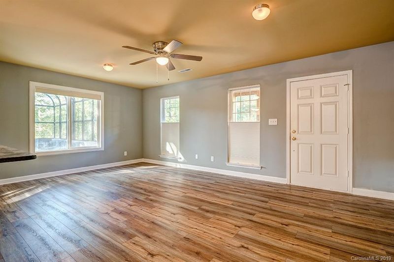 1004 Mcintyre Rd, Wingate, NC 28174