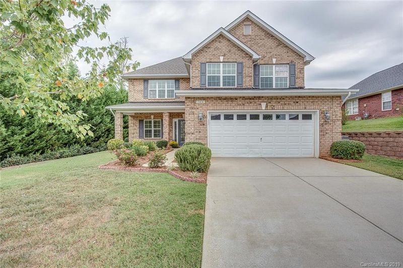 2416 Kinmere Dr, Gastonia, NC 28056