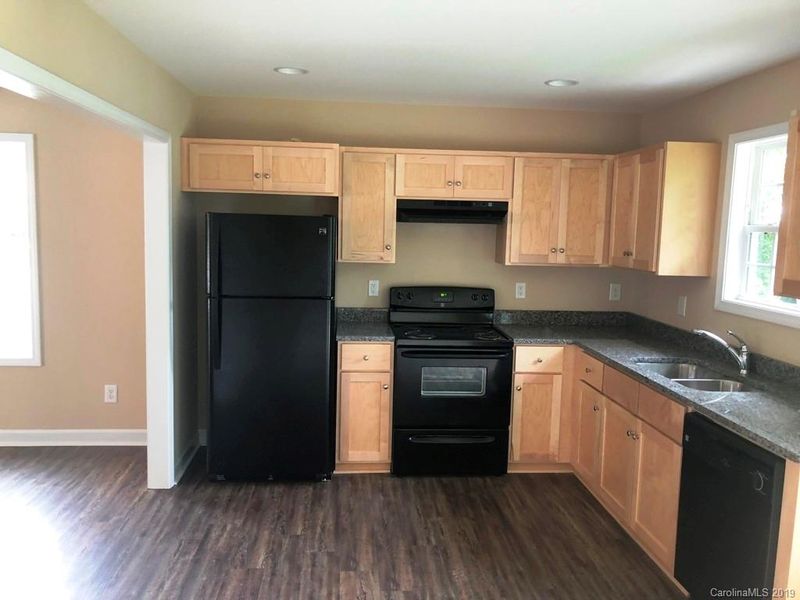 311 313 Dot Ave, Kannapolis, NC 28083