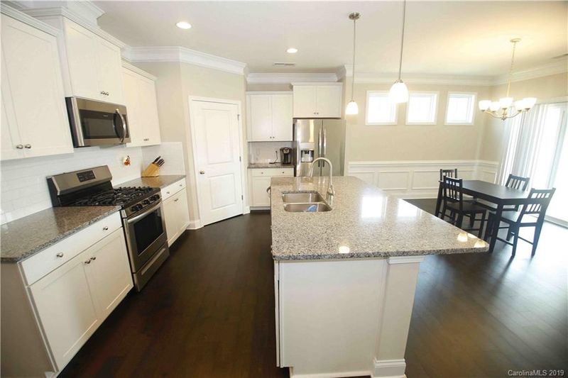 3714 Norman View Dr, Sherrills Ford, NC 28673