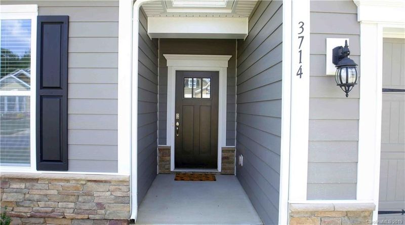 3714 Norman View Dr, Sherrills Ford, NC 28673