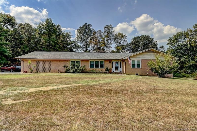 619 Tot Dellinger Rd, Cherryville, NC 28021