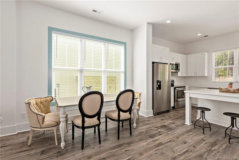 1517 Walton Rd, Charlotte, NC 28208