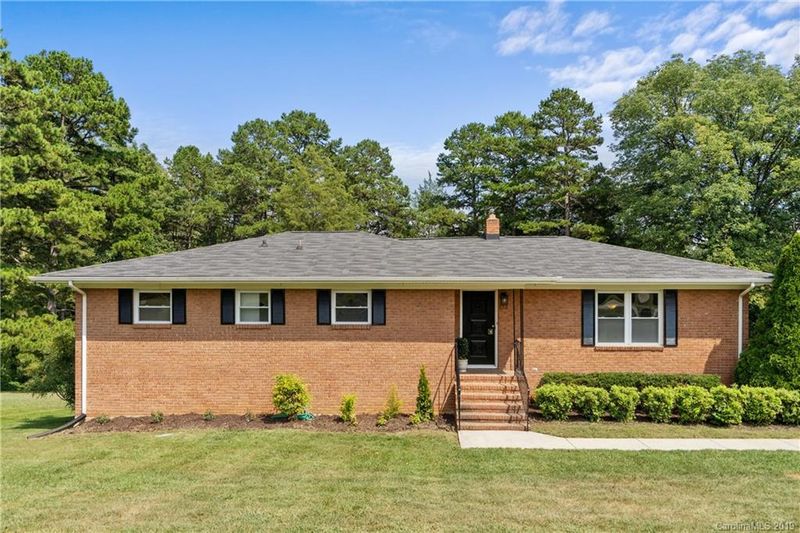 413 Fielding Rd, Charlotte, NC 28214
