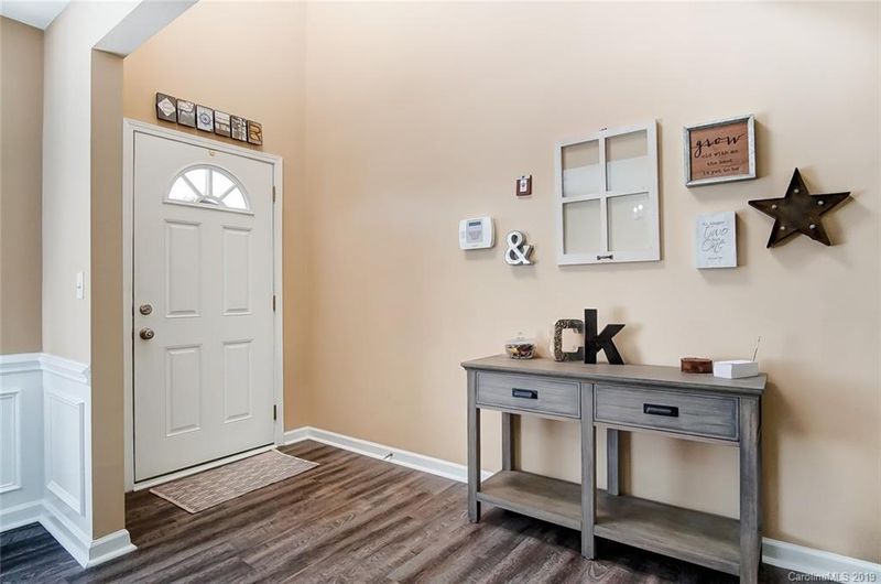 2449 Gelsinger Ave, Bessemer City, NC 28016