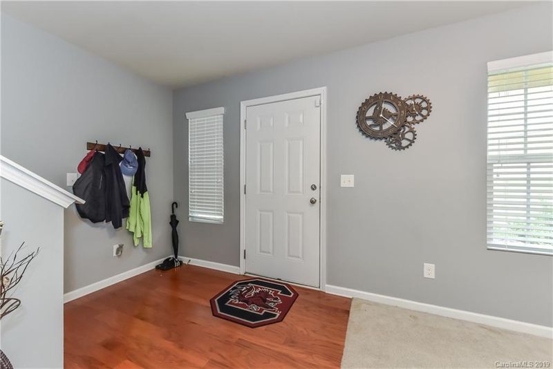 5946 Timbertop Ln, Charlotte, NC 28215