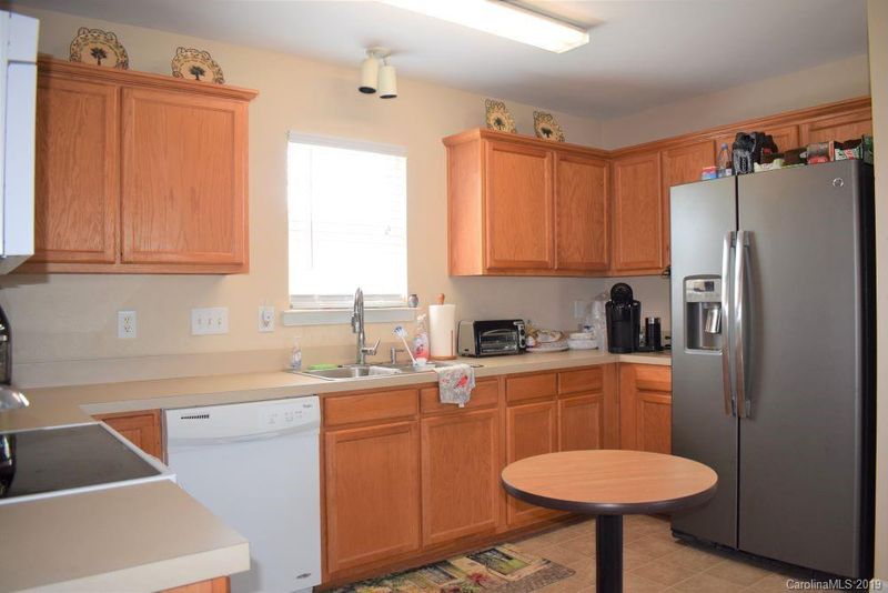 560 Kenbridge Ln, Rock Hill, SC 29732