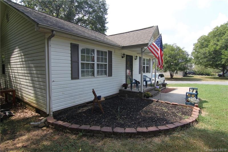 433 Davis Park Rd, Gastonia, NC 28052