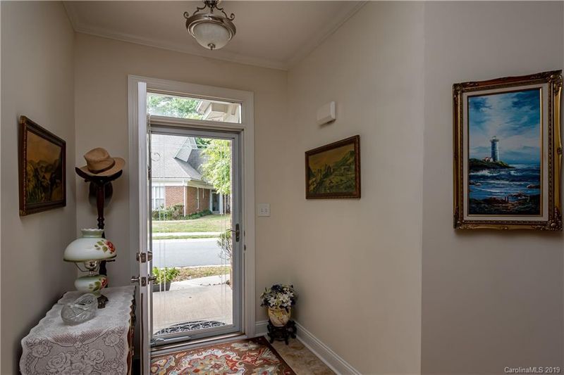 2925 Bella Sera Way, Matthews, NC 28105
